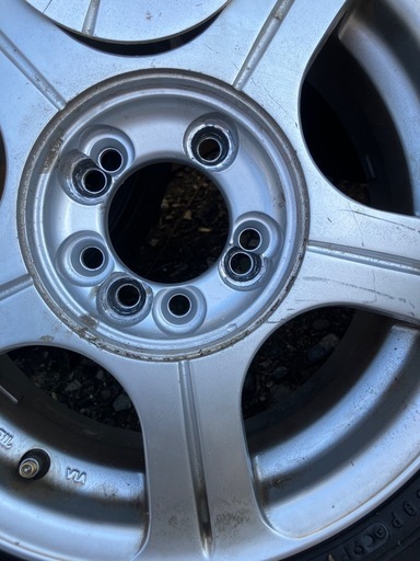 日産ノート、スタッドレスタイヤ175/65 R14.82Q