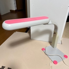 蛍光灯デスクライトの画像