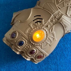 ハズブロ　マーベル　サノス　インフィニティ・ガントレットエレクトロニックフィストの画像