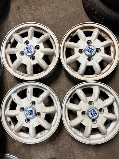13インチアルミホイール　4本