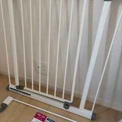 日本育児　ベビーゲート　1点の画像