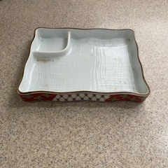 皿　未使用
の画像