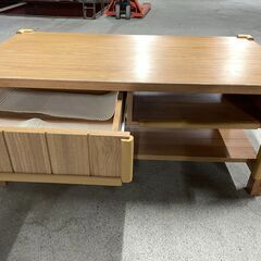 【無料】ローテーブル ベージュ系 木目 シンプル 0円 早い者勝ち 引取歓迎 配送OKの画像