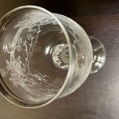 ペアワイングラス（銀縁、ガラス細工入り）の画像