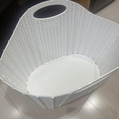 ニトリ 折りたためるランドリーバスケットの画像