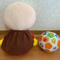 おしゃべり♪アンパンマンとボールの画像