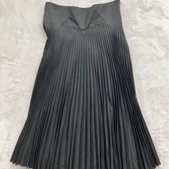 アレキサンダーマックイーン　スカート　の画像