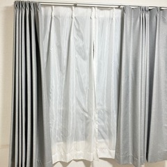 ニトリ カーテン グレーの画像