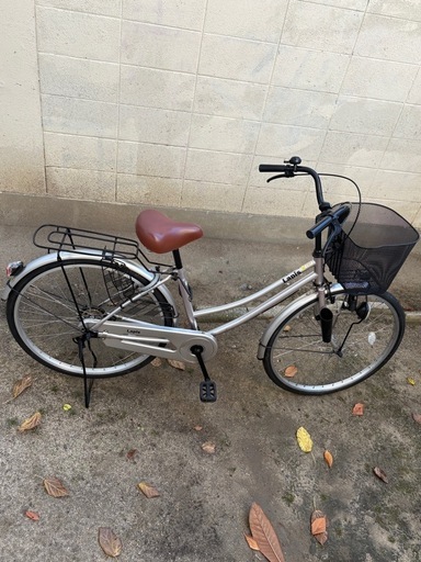 新品タイヤ・シティーサイクル(26㌅)お引き取り優先、個人配達も出来ます。