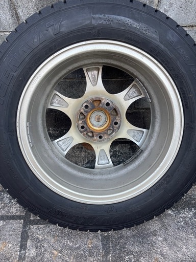 スタッドレスタイヤ 185/65R15グッドイヤー4本
