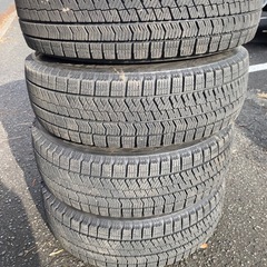 スタッドレス175/65R14の画像