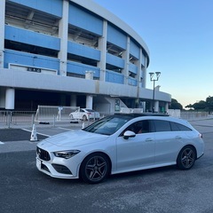 メルセデスベンツCLAシューティングブレークの画像