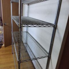 スチールラックの画像