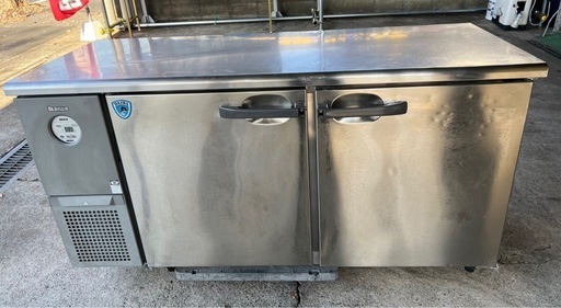 2018年  DAIWAテーブル形冷蔵庫  1500x600x800