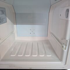 抜け殻　　保温庫　　物入れなどに　　ジュージ工業小型冷蔵庫 引出しペルチェ式 22Lの画像