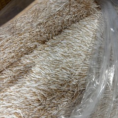 【新品】ふかふかマイクロファイバーの贅沢シャギーラグ ベージュの画像