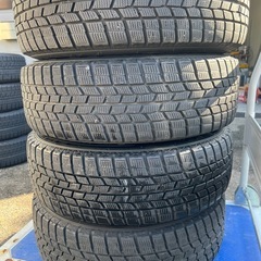 195/65r16 スタッドレス　４本セット　ライズの画像