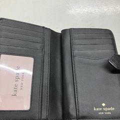 W2511-734 kate spade 二つ折り財布 中古の画像