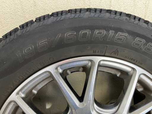 （取引完了）195/60R15　スタッドレスタイヤ＆ホイール４本セット