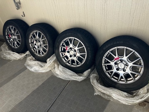 （商談中）195/60R15　スタッドレスタイヤ＆ホイール４本セット