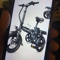 自転車のタイヤの画像