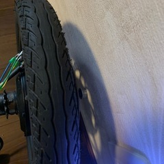 自転車のタイヤの画像