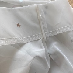 取引中　レースカーテンの画像