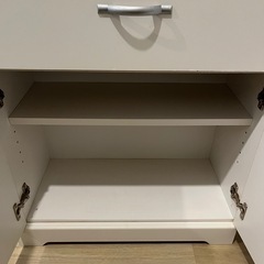 スリム　　食器棚　白の画像