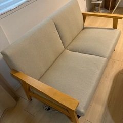 ソファとローテーブルのセットの画像