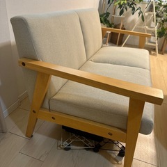 ソファとローテーブルのセットの画像