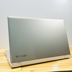 【美品】dynabook サテンゴールド / 8GB SSD256GB / Windows11 ノートパソコン / フルHD Blu-ray テンキー の画像