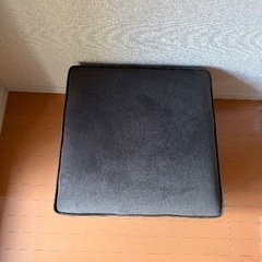ベルベット調オットマンスツール単体の画像
