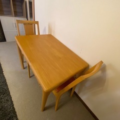 机と椅子のセット　メーカーTOYO♪の画像