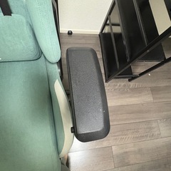 サイバーグラウンド ゲーミングチェアの画像