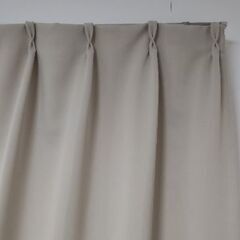 カーテン 100×210 2枚(一応遮光1級となってます)の画像