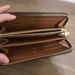 美品！ルイヴィトン　ジッピーウォレット　鑑定済み品の画像