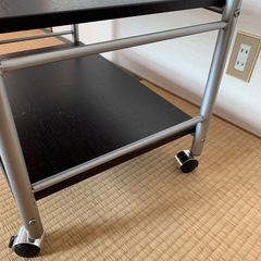 キャスター付きワゴンの画像