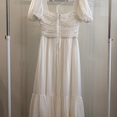 美品🌟白ワンピース の画像