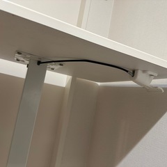 昇降デスクの画像