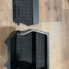 ジムニー　リアコンソールの画像