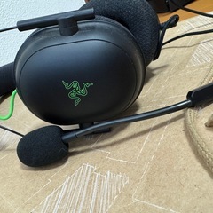 Razer BlackShark V2 ゲーミングヘッドセットの画像