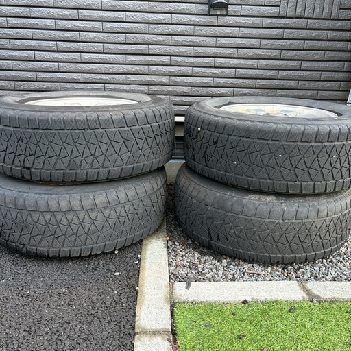 タイヤ　４本