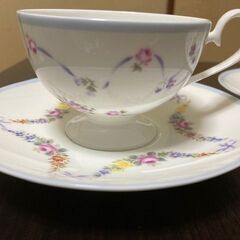 ティーカップ（ペア）の画像