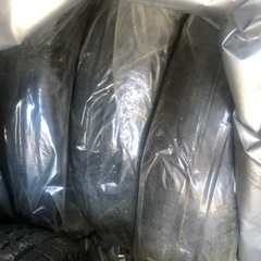 タイヤ　4本　溝ありの画像