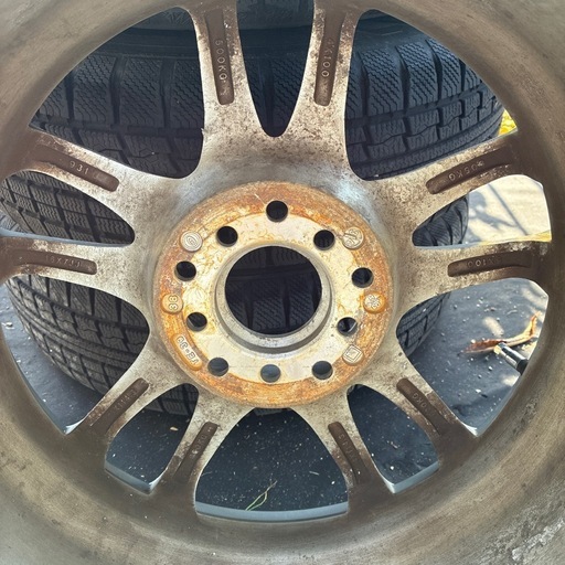 Toyo       スタッドレスタイヤ付きアルミホイール ５穴
205\65Ｒ16 95Q
