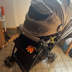 アップリカ　ベビーカー　ラクーナクッション　ビッテ　アカチャンホンポ限定の画像