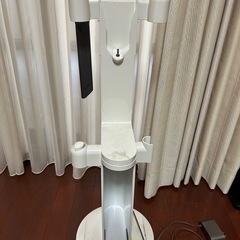 ダイソン充電スタンドの画像