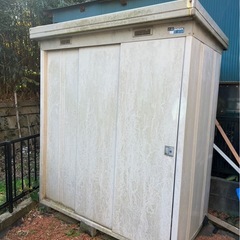 イナバの物置の画像