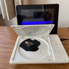 TOSHIBA レグザポータブルDVDプレーヤーの画像