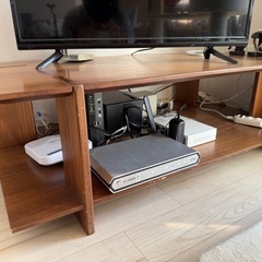 テレビ台の画像